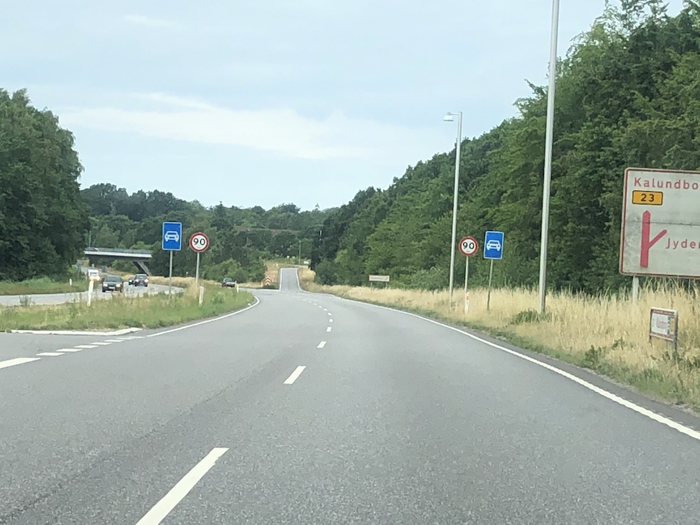 motortrafikvej_tavle_skilt_kalundborg_onlineteori_IMG_0534.jpeg