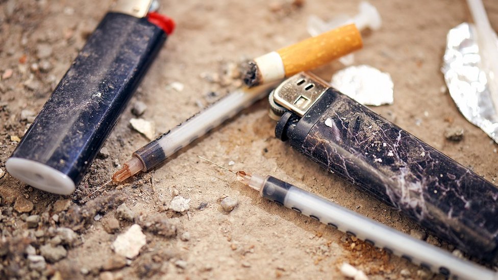 lighter_cigaretter_nåle_narko_onlineteori.png.jpg